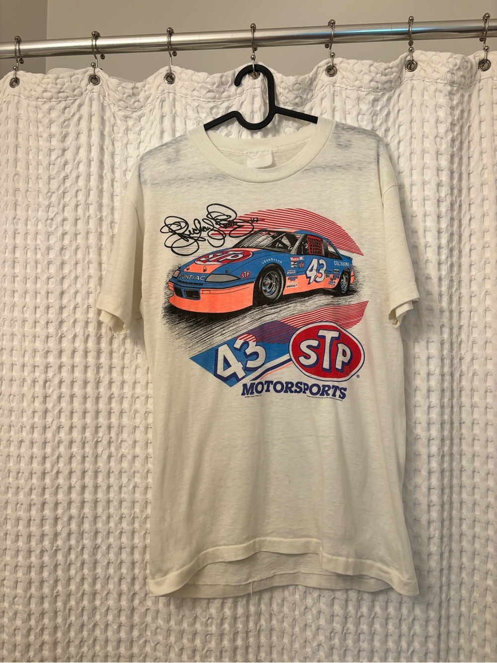 Vintage Motorsports 43 Graphic Tee